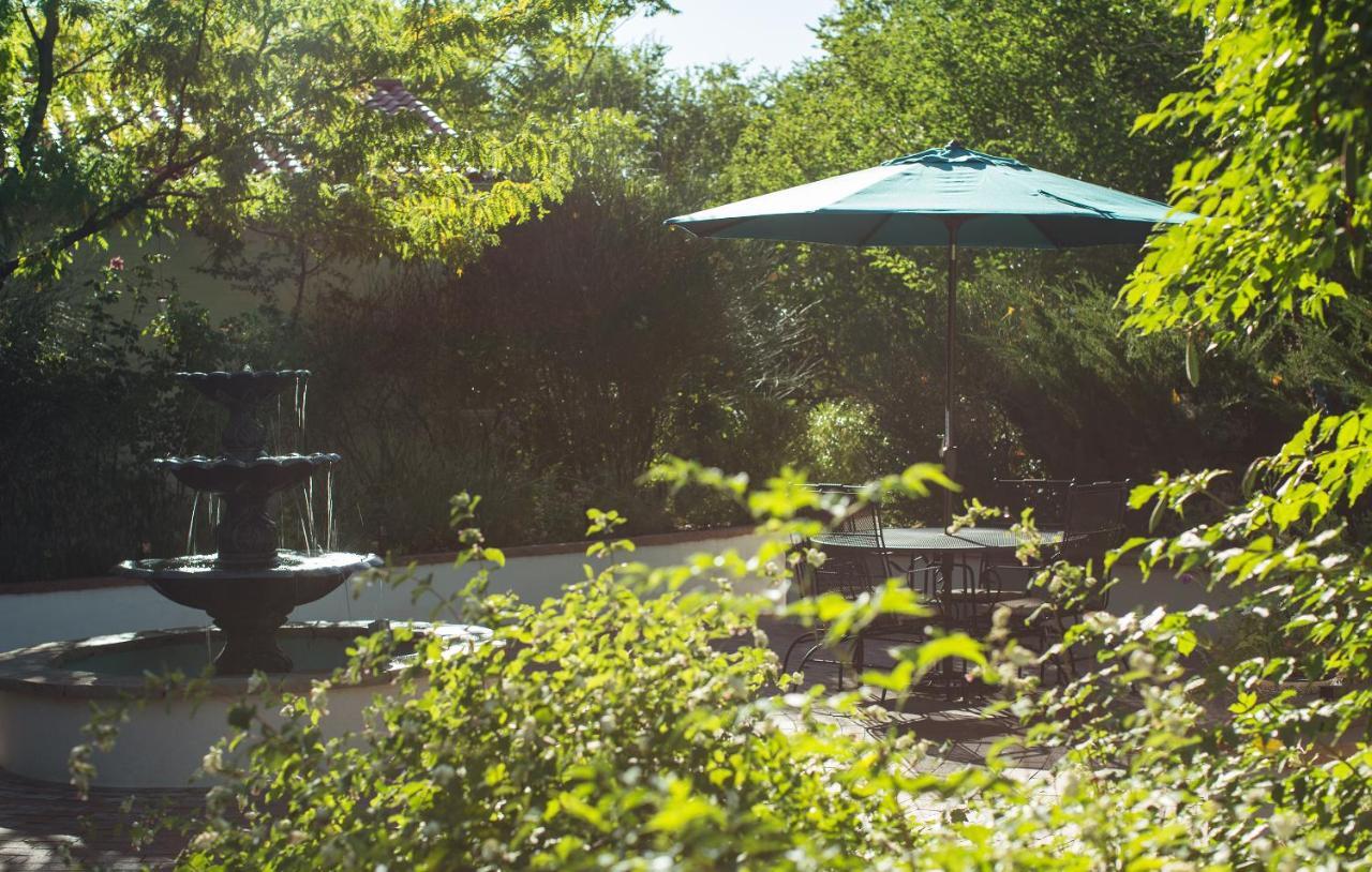 Casa Blanca Inn And Suites Farmington Ngoại thất bức ảnh
